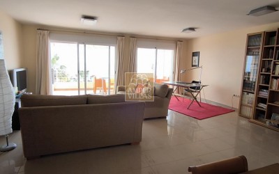 Nice and spacious apartment in the port of Altea with beautiful views.